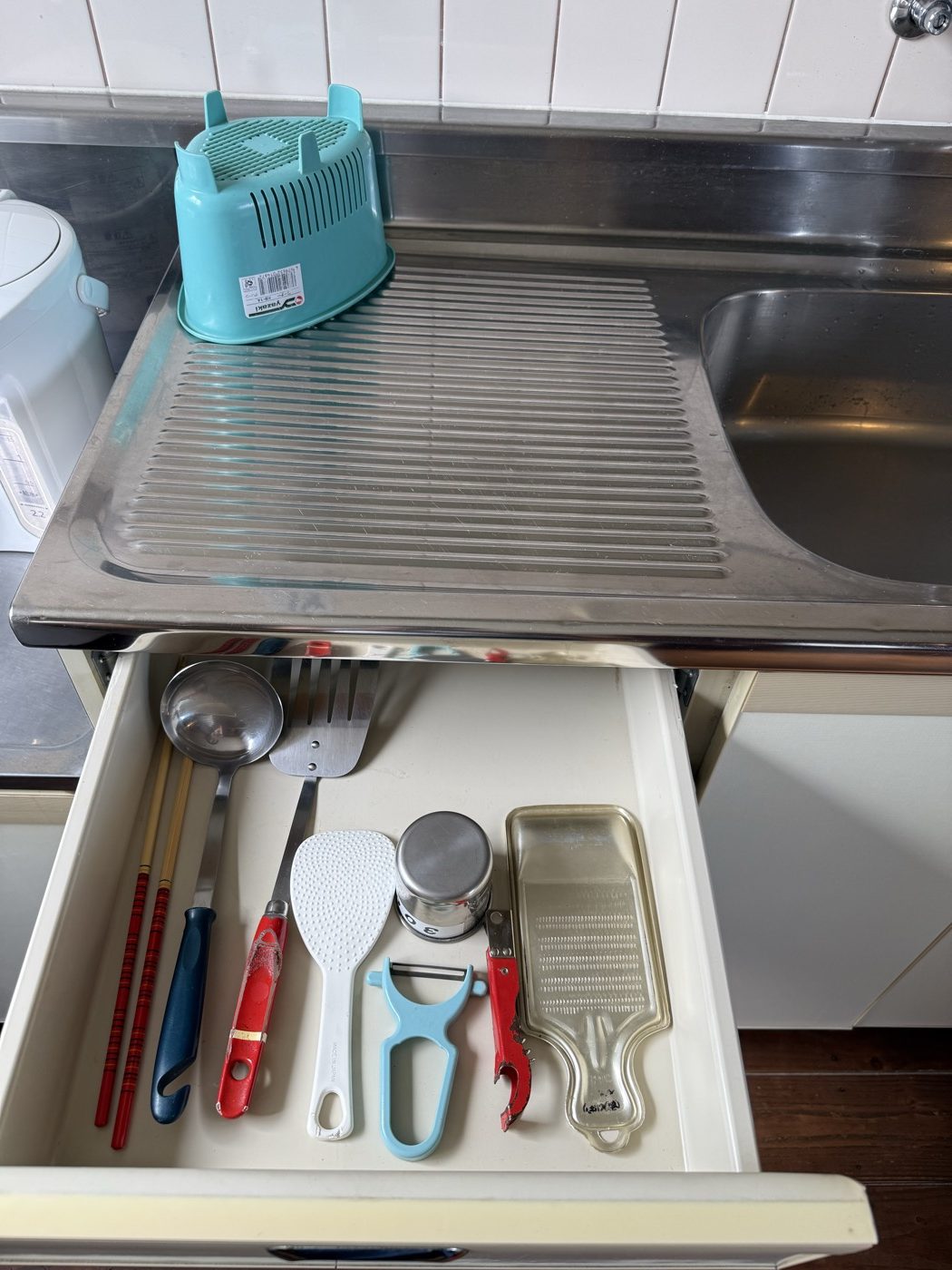 引き出しの中の調理器具
